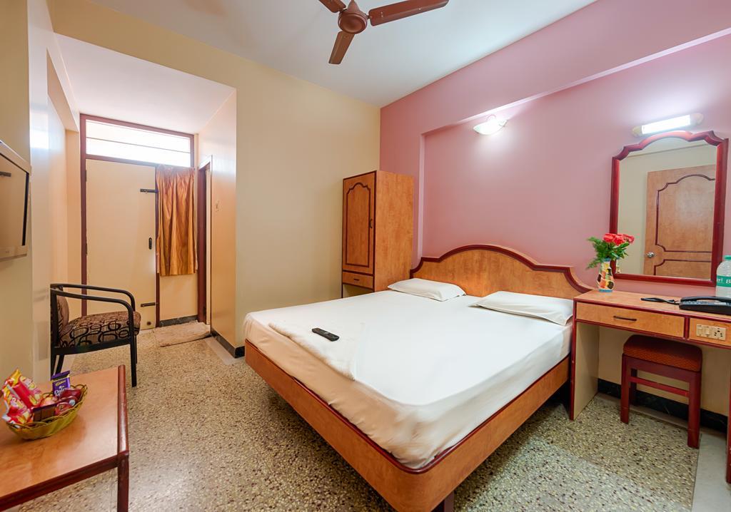 Hotel Vijai Paradise Coimbatore Exteriör bild